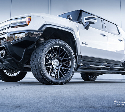 Фото дисков Vossen S17-07 на GMC Hummer EV
