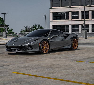 Фото дисков Vossen S21-02 на Ferrari F8