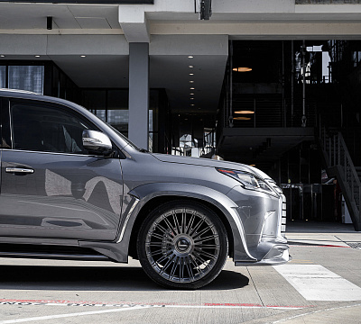 Фото дисков Vossen S17-14 на Lexus LX III