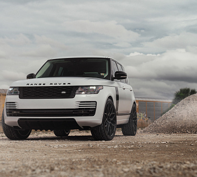 Фото дисков Vossen HF-2 на Land Rover Range Rover IV