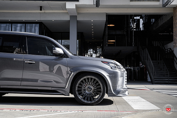 Фото дисков Vossen S17-14 Глянцевый темный лак на Lexus LX III