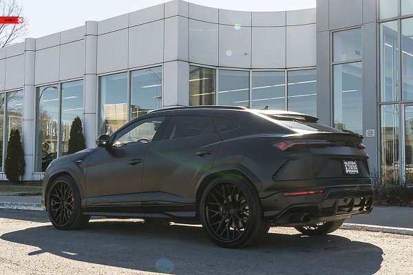 Фото дисков Anrky AN30 Черный сатин на Lamborghini Urus