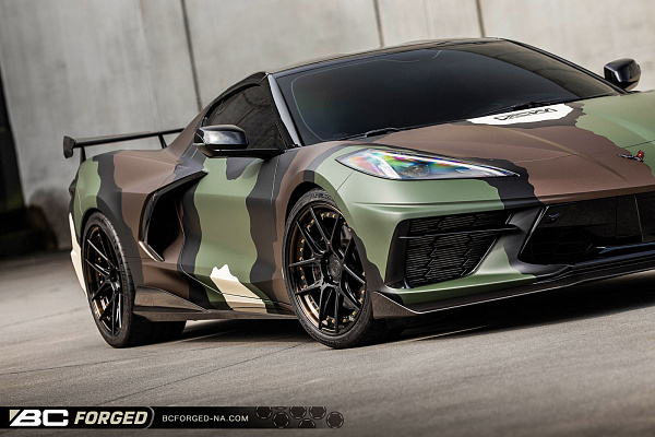 Фото дисков BC Forged HCA381 Черный матовый на Chevrolet Corvette C8