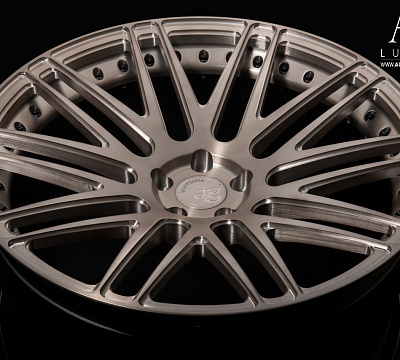 Avant Garde AGL10
