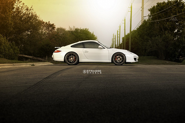 Фото дисков Strasse Wheels SM5R Deep Concave Monoblock Сатиновая темная бронза на Porsche 911 VI