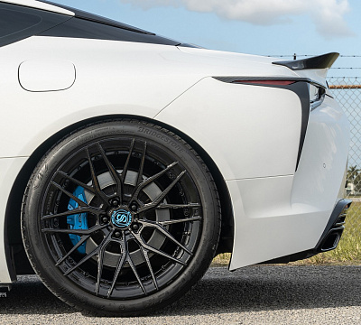 Фото дисков Strasse Wheels SV10M Deep Concave Duoblock на Lexus LC 500