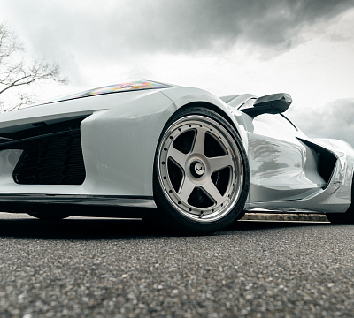 Фото дисков Vossen GEN-01 (3-Piece) на Chevrolet Corvette C8