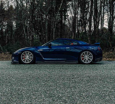 Фото дисков Vossen VFS-1 на Nissan GT-R