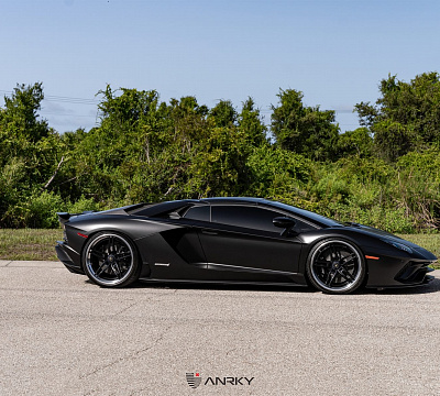 Фото дисков Anrky AN37 на Lamborghini Aventador