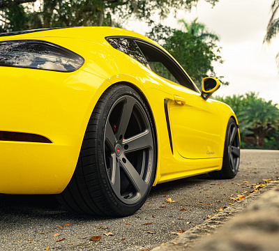 Фото дисков Vossen CG-210 на Porsche Cayman III