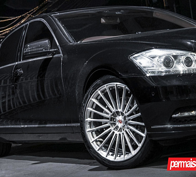 Фото дисков Vossen S17-04 на Mercedes-Benz S-Class (W221)