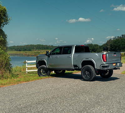 Vossen HFX-1 (8-Lug)