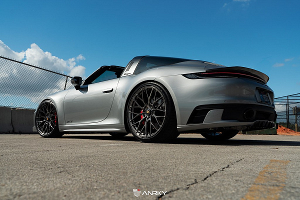 Фото дисков Anrky AN10 Полированный лак на Porsche 911 VIII