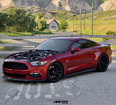 Фото дисков MRR M350 на Ford Mustang VI