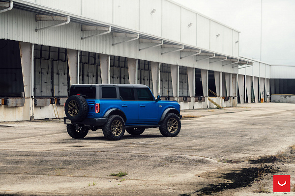 Фото дисков Vossen HF6-4 Сатиновое темное золото на Ford Bronco