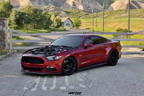 Фото дисков MRR M350 Черный глянец на Ford Mustang VI