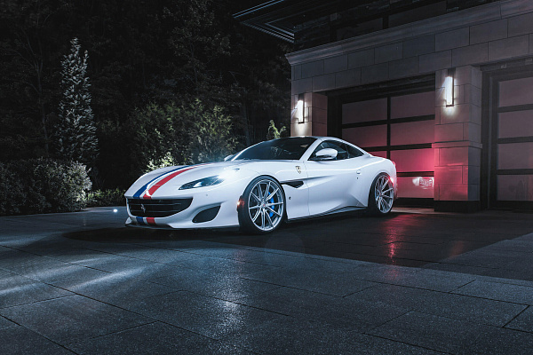 Фото дисков HRE P104SC Сатиновый лак на Ferrari Portofino