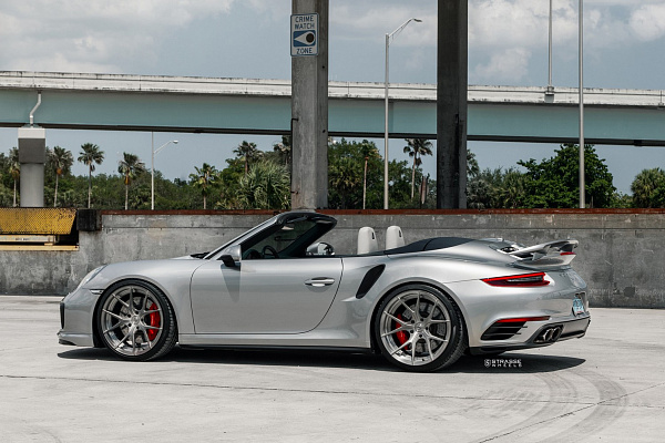 Фото дисков Strasse Wheels SM5R Deep Concave Duoblock Глянцевый тонированный лак на Porsche 911 VII