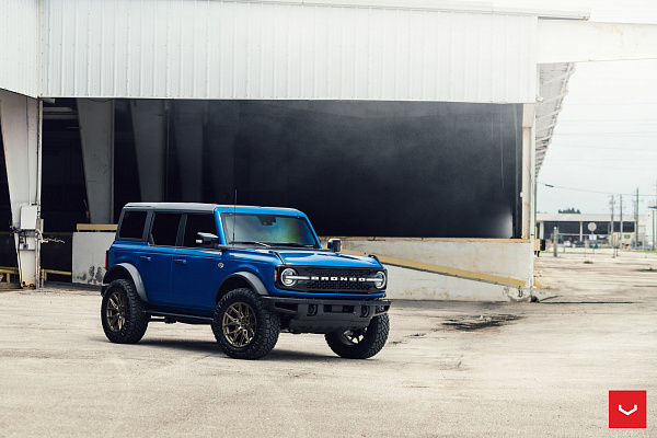 Фото дисков Vossen HF6-4 Сатиновое темное золото на Ford Bronco
