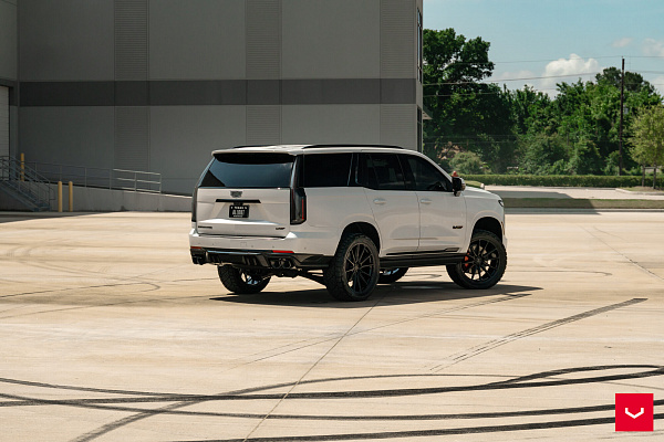 Фото дисков Vossen HF6-1 Черный глянец на Cadillac Escalade V