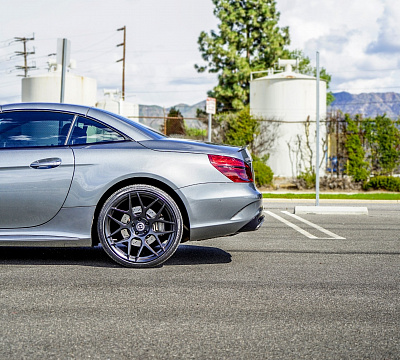 Фото дисков HRE FF01 на Mercedes-Benz SL (R231)