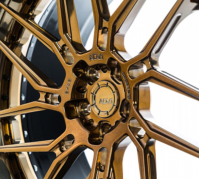 ADV.1 ADV7R Track Spec CS
