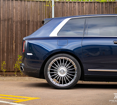 Фото дисков Vossen HF-8 на Rolls-Royce Cullinan