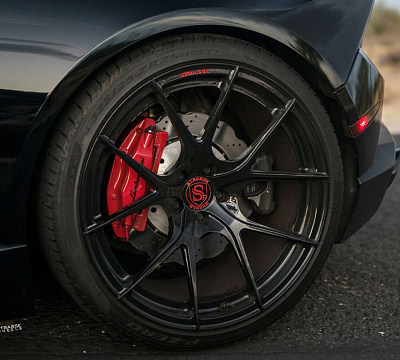Фото дисков Strasse Wheels SM5R Deep Concave Monoblock на Lamborghini Huracan