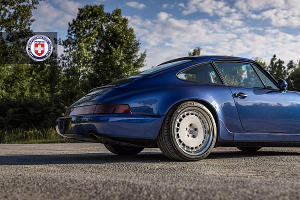 Фото дисков HRE 935 Белый глянец на Porsche 911 III