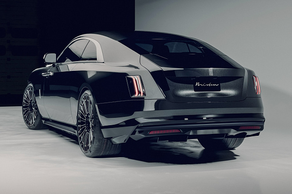 Фото дисков Brixton Forged LX01 Черный глянец на Rolls-Royce Spectre