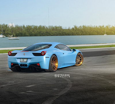 Фото дисков Strasse Wheels SV1 Deep Concave FS на Ferrari 458