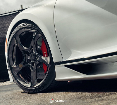 Фото дисков Anrky XR-105 на Bugatti Chiron