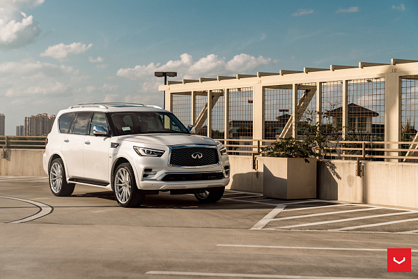 Фото дисков Vossen HF6-1 Серебро на Infiniti QX80 I