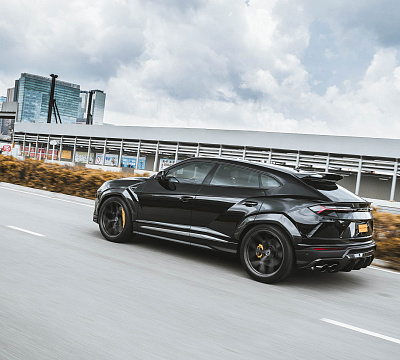 Фото дисков Brixton Forged PF7 на Lamborghini Urus
