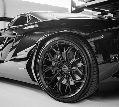 Фото дисков Brixton Forged PF10-RS на Lamborghini Aventador