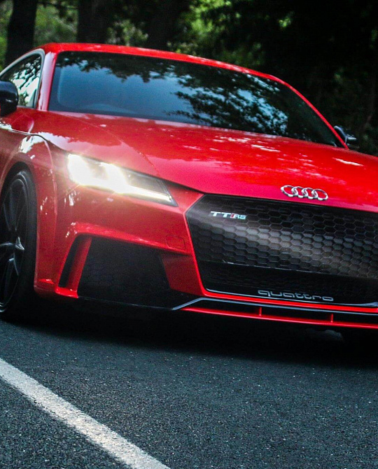 Фото дисков FF04 Черный сатин на Audi TT (8S)