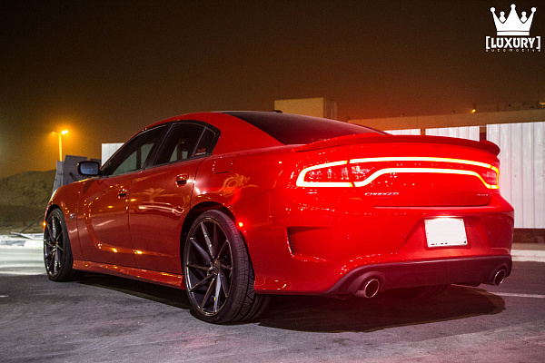 Фото дисков Vossen CVT Глянцевый графит на Dodge Charger VII