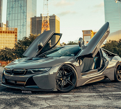 Фото дисков Strasse Wheels SV2 Deep Concave Duoblock на BMW i8