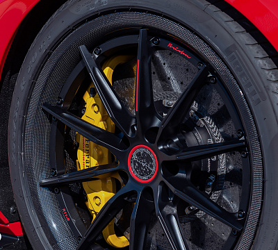 Фото дисков Brixton Forged R11-R на Ferrari F8