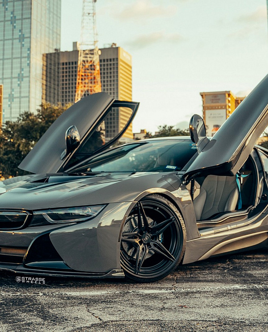 Фото дисков SV2 Deep Concave Duoblock Черный сатин на BMW i8