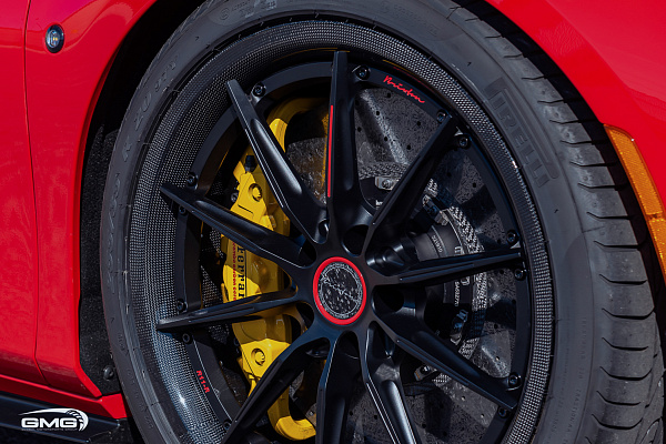 Фото дисков Brixton Forged R11-R Черный сатин на Ferrari F8