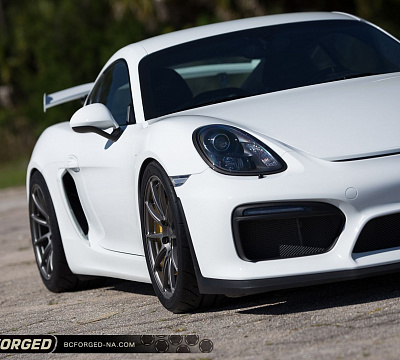 Фото дисков BC Forged RZ10 на Porsche Cayman II