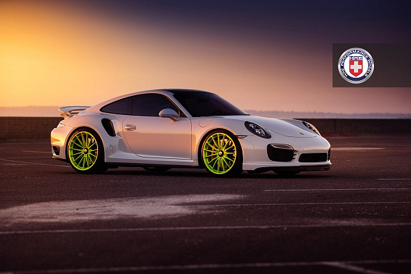 Фото дисков HRE P103 Другой цвет на Porsche 911 VII