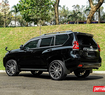 Фото дисков Vossen HF6-1 на Toyota Land Cruiser Prado 150
