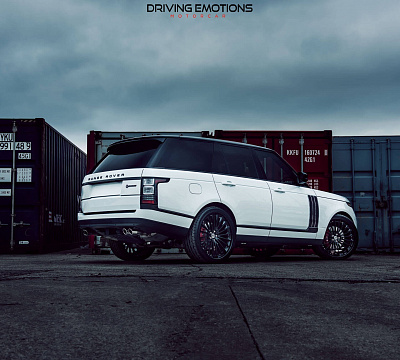 Фото дисков HRE S209 на Land Rover Range Rover IV