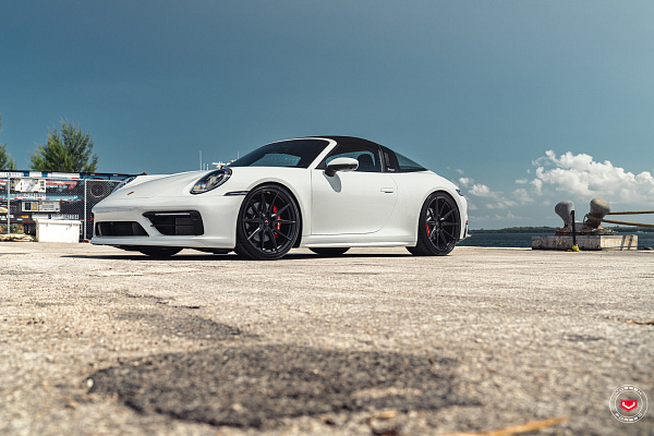 Фото дисков Vossen EVO-2 Черный сатин на Porsche 911 VIII