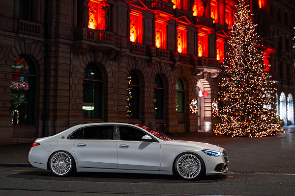 Фото дисков Radi8 R80BM1F Полированный лак на Mercedes-Benz S-Class (W223)