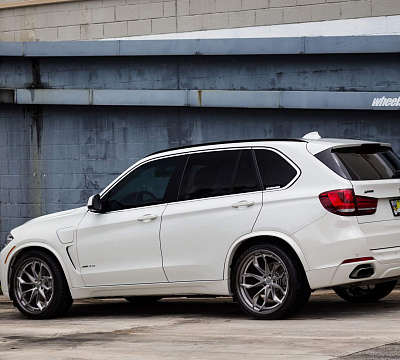 Фото дисков HRE S201H на BMW X5/X5 M (F15/F85)