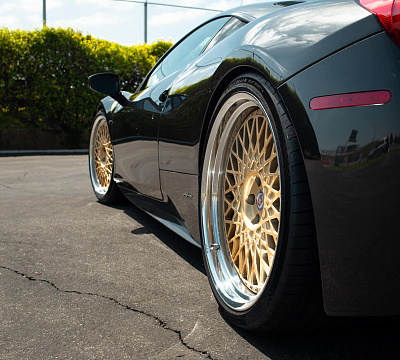 Фото дисков HRE 501 на Ferrari 458