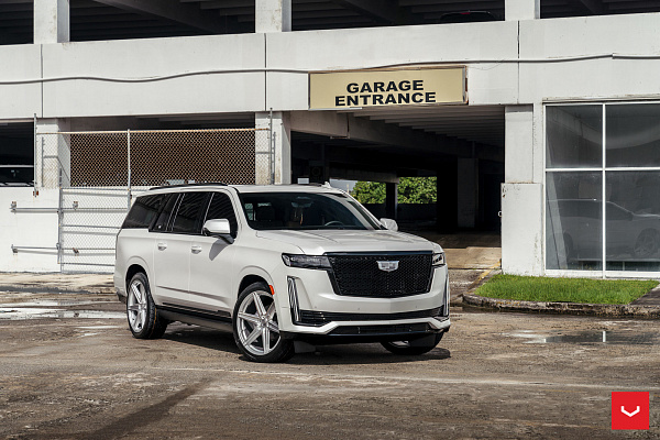 Фото дисков Vossen HF6-2 Серебро на Cadillac Escalade V